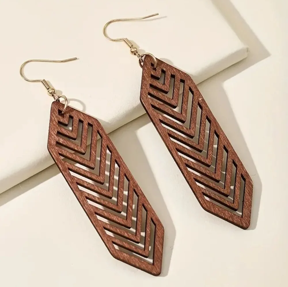3 /$25 ✨New✨ Wooden Earrings - Picture 2 of 4